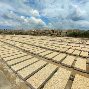 成都 黄金麻荔枝面花岗岩石材地铺石防护中