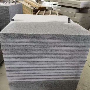 成都 芝麻白5公分火烧地铺成品，900*400，规格可定制