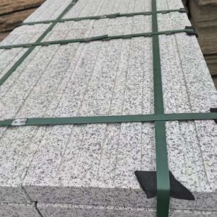 成都 白麻花岗岩直行盲道石，盲条，地铺石