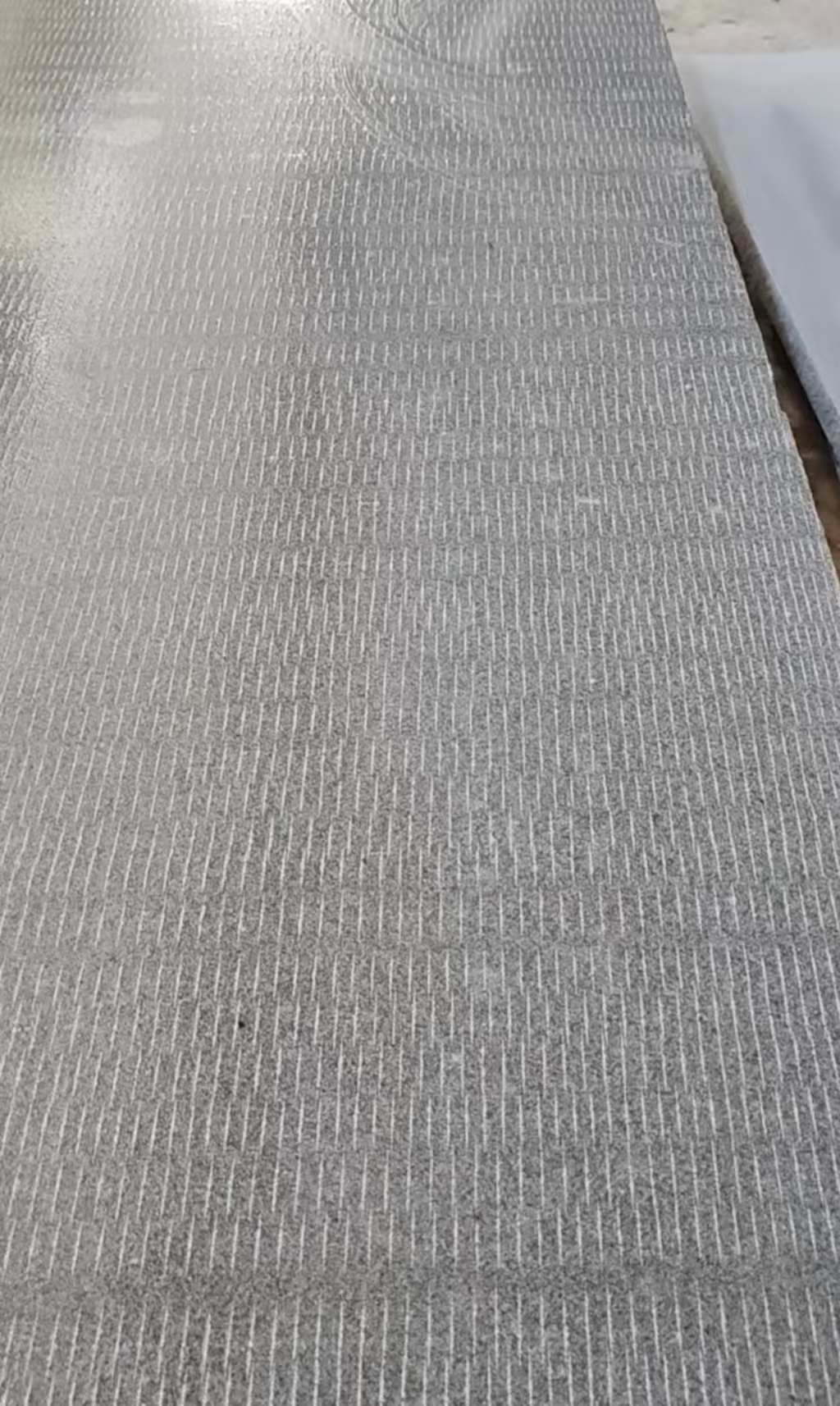 成都 芝麻灰花岗岩斧剁面，刀斩面