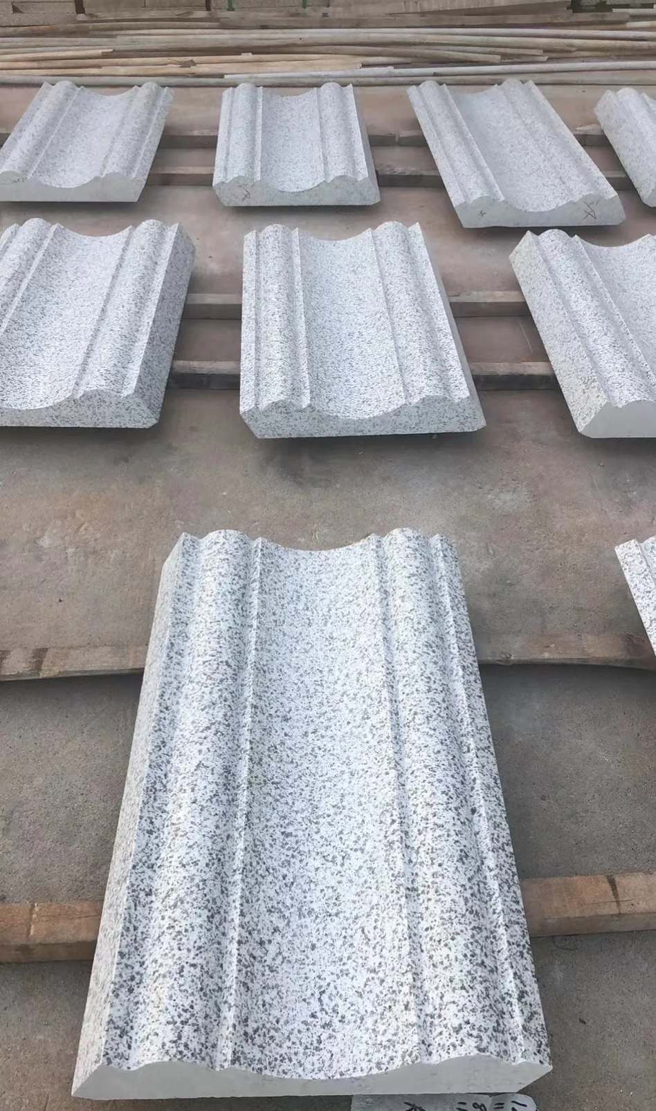 成都 白麻花岗岩光面别墅线条