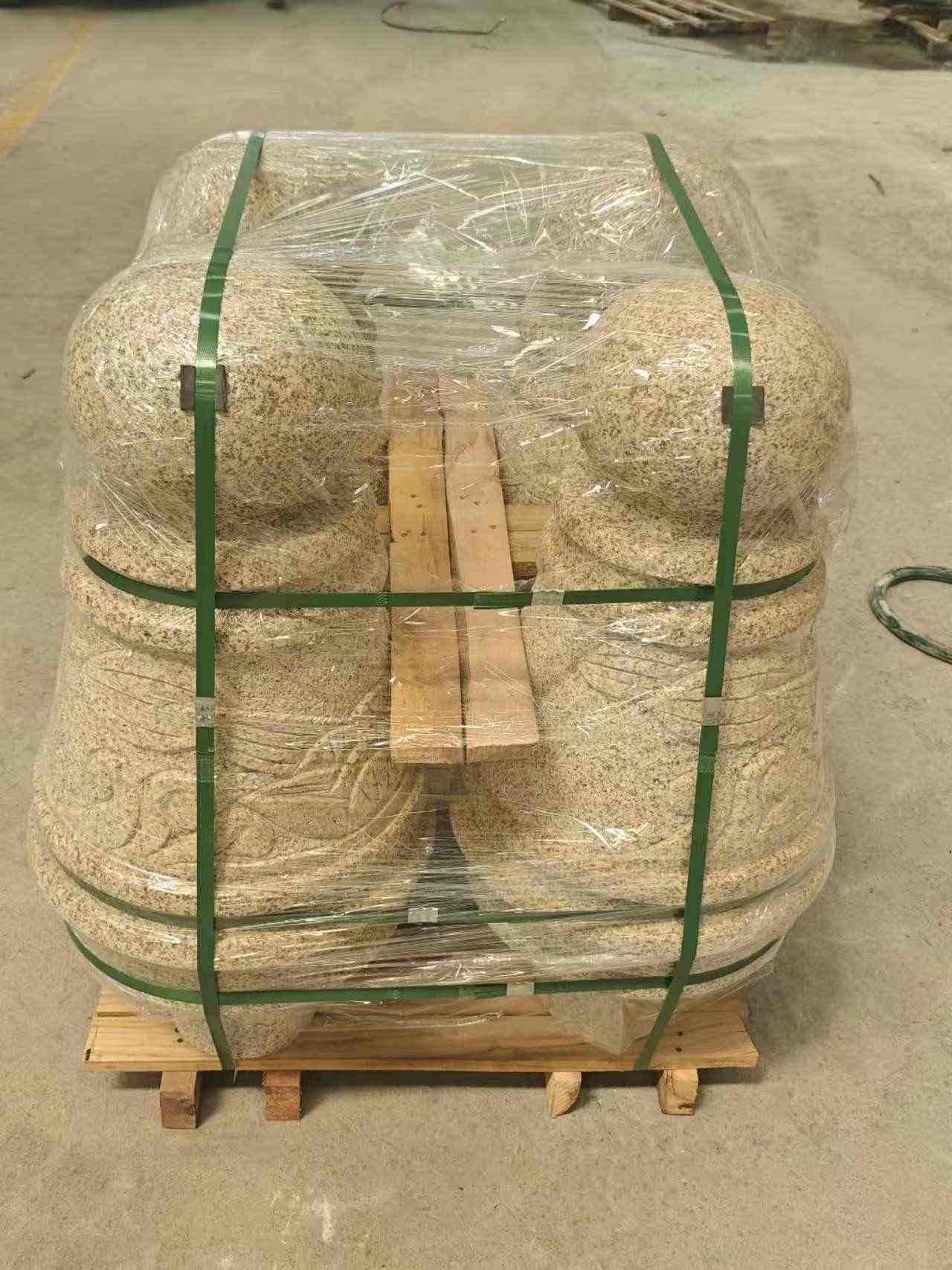 成都 黄金麻异形定制雕花——棒棒糖挡车柱