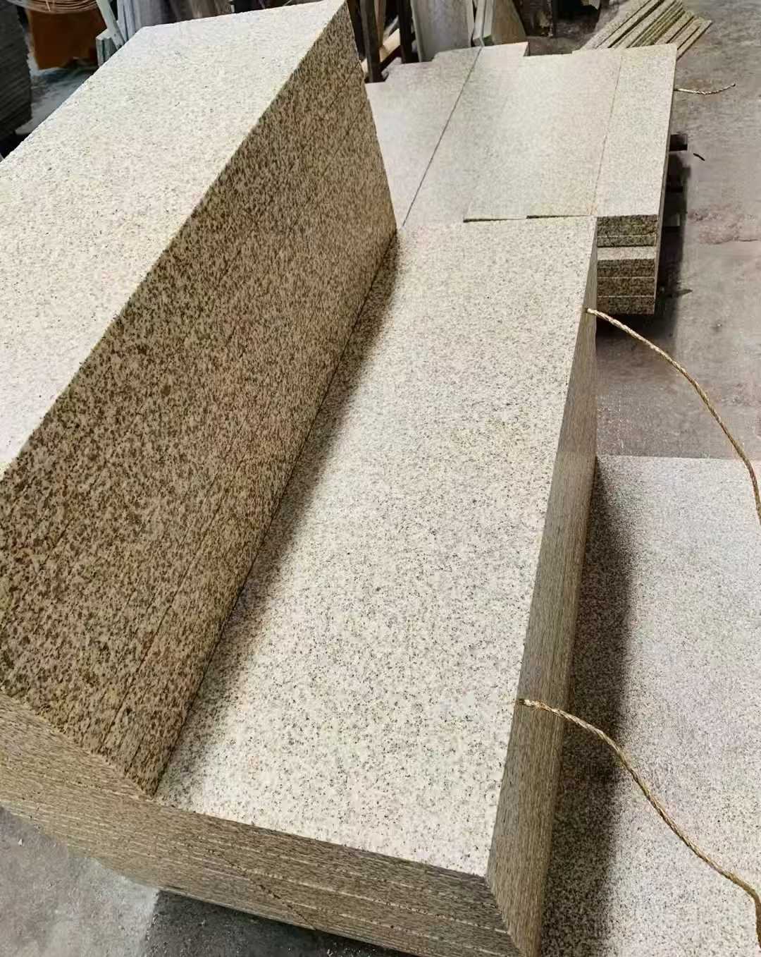 成都 黄金麻荔枝面外墙干挂成品