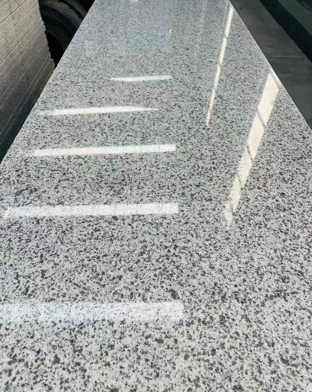 成都 白麻花岗岩光面毛板