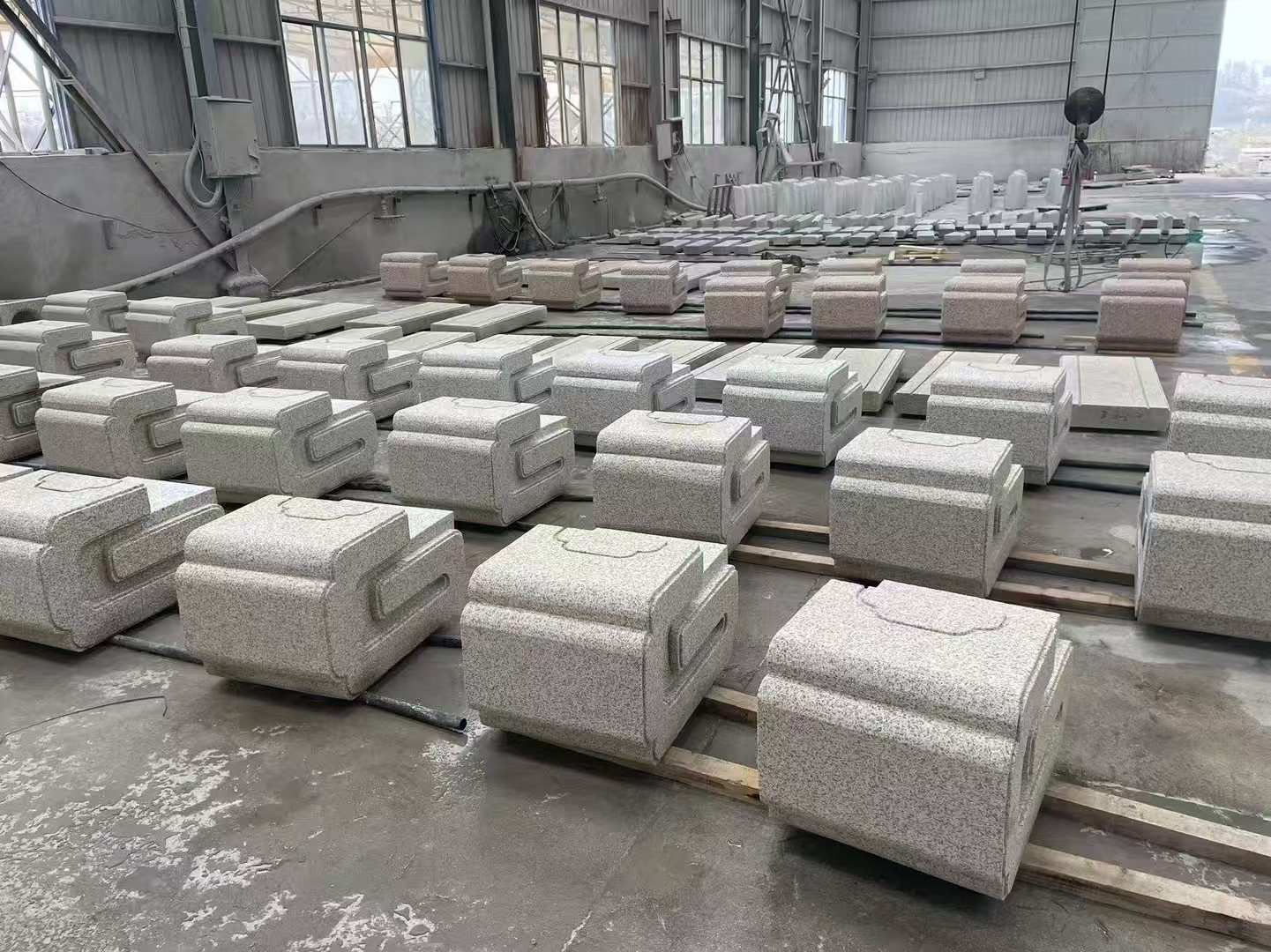 成都 白麻花岗岩异形加工-石凳，坐凳