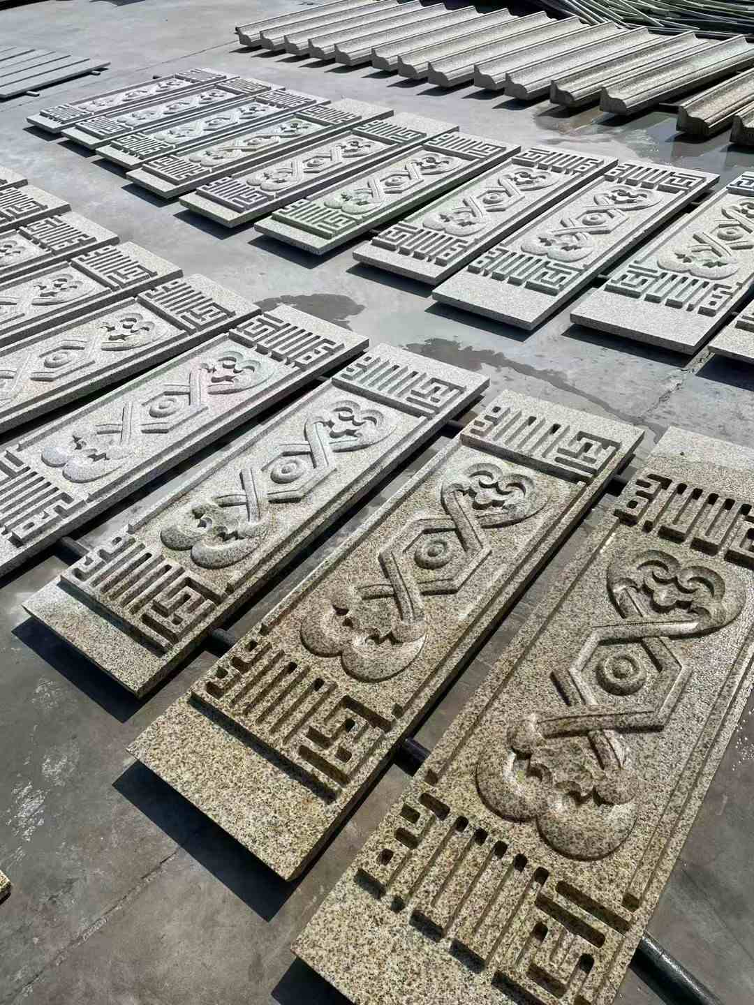 成都 黄金麻花岗岩外墙雕刻板