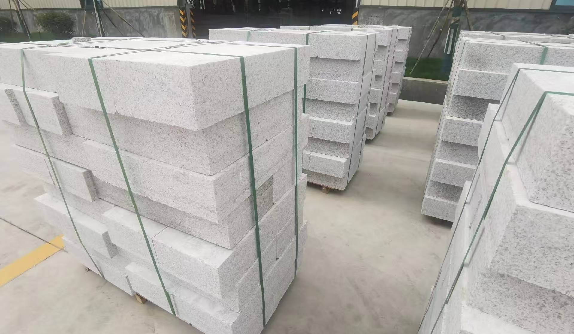 成都 白麻花岗岩路沿石，立缘石，平缘石，路牙石，道牙石，马路牙子等